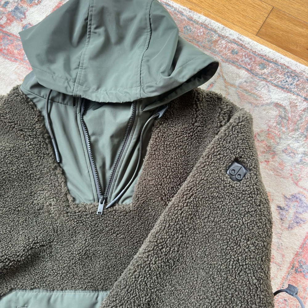 Moose Knuckles Pullover - Picture 2 of 4